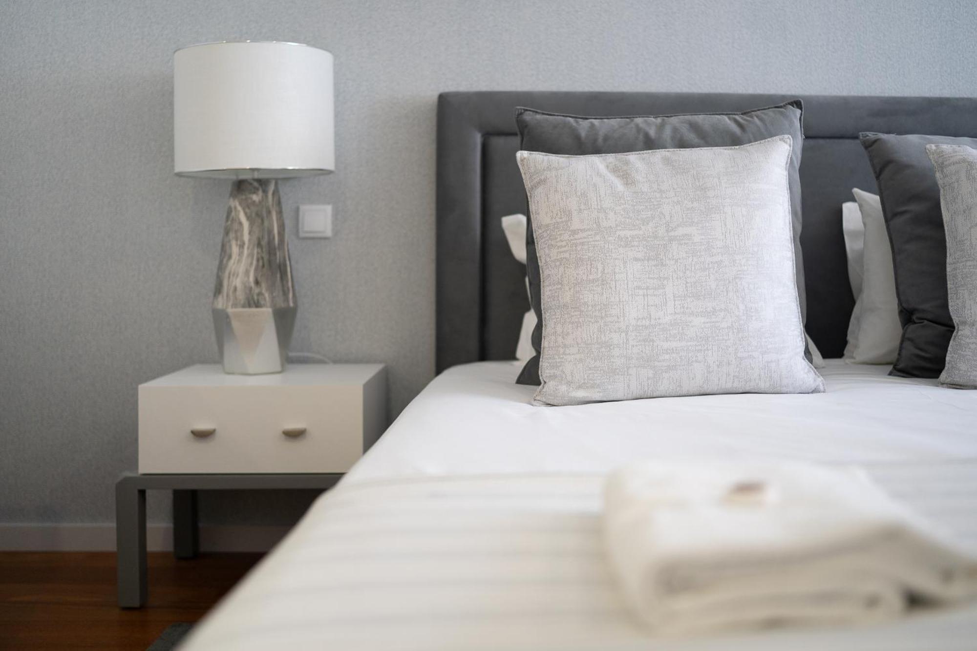 Porto & Douro Vista Apartments By Inviting Valbom  Buitenkant foto